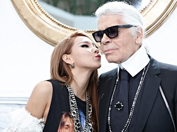 CL 2NE1 Jadi Artis YG Entertainment Selanjutnya yang Hangout Bareng Karl Lagerfeld!